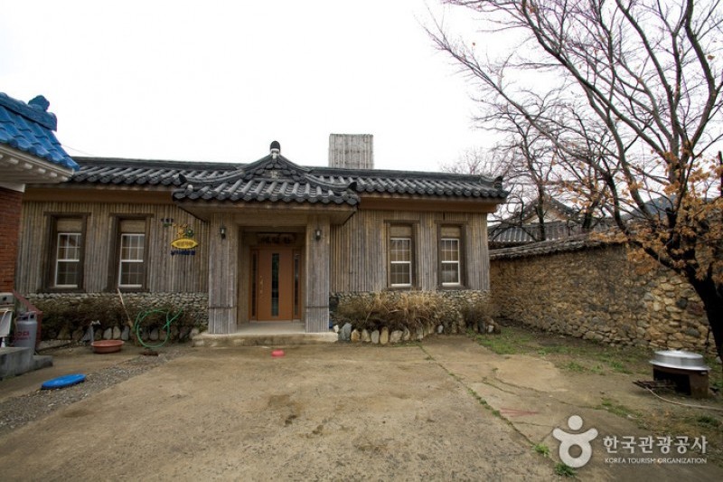 Namsa Yedamchon Village  (11/42)