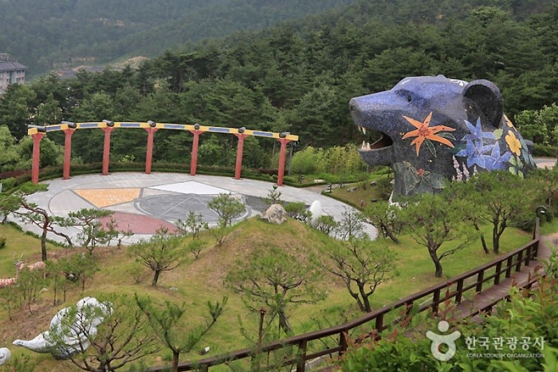 Sancheong Oriental Medicine Theme Park  (12/13)
