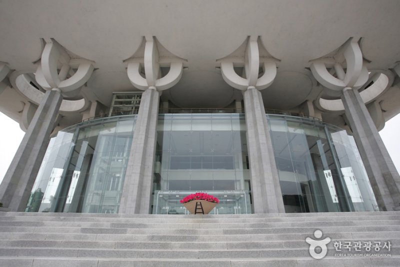 Gyeongnam Culture &amp; Arts Center  (6/7)