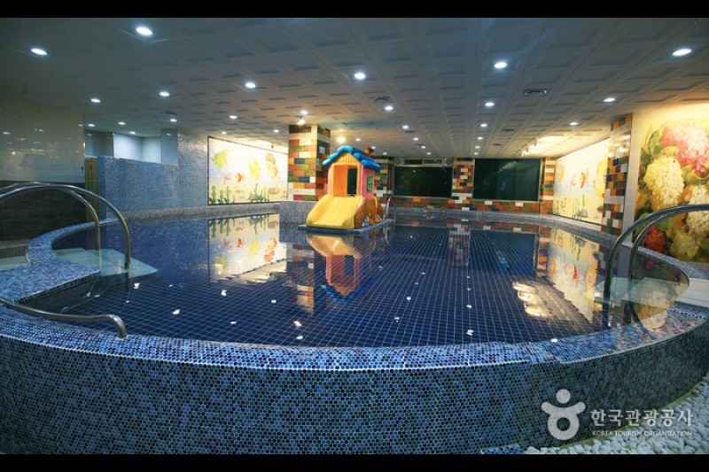 Mageumsan Hot Springs  (1/3)