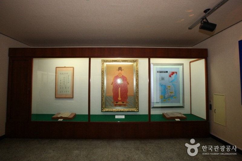 Korea Naval Academy Museum  (6/12)