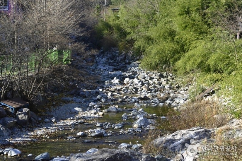 Baegundong Valley - Sancheong  (1/2)