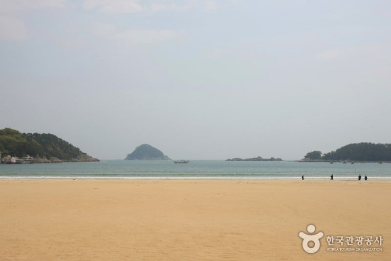 Sangju Silver Sand Beach  (9/33)
