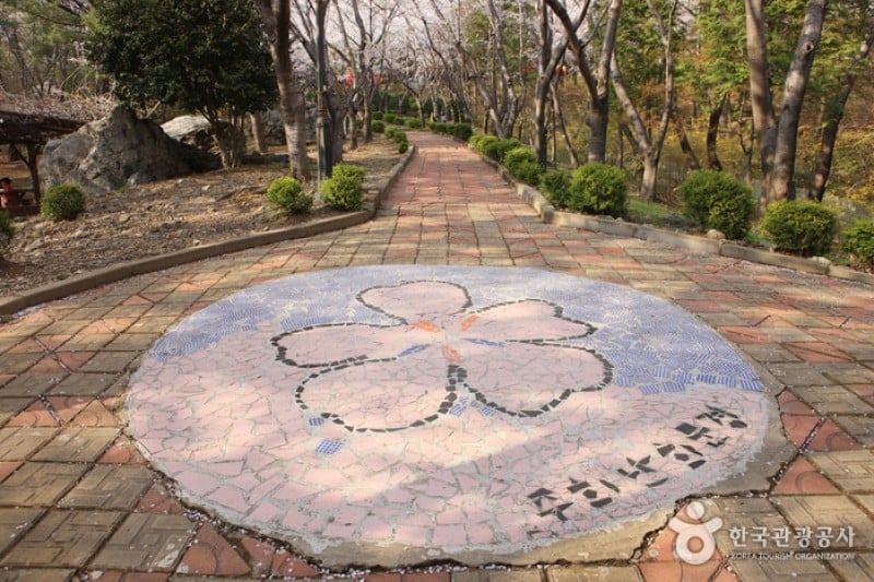 Jangboksan Sculpture Park  (6/10)