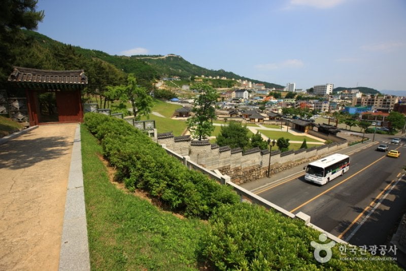Royal Tomb of Queen Heo  (7/7)