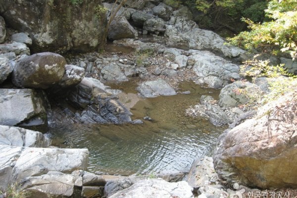 Jaeyaksan Mountain