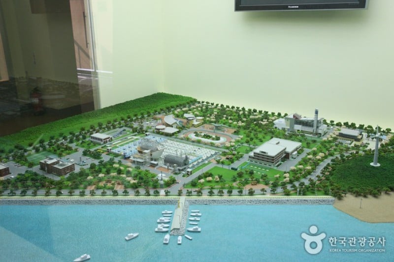 Energy Environment Science Park - Energy Exhibition Hall  (17/22)