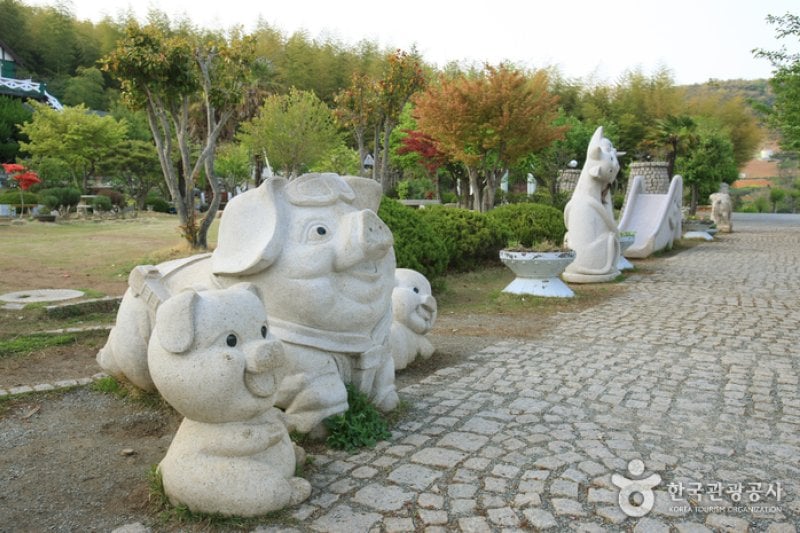 Haeoreum Art Village (해오름예술촌) (4/33)