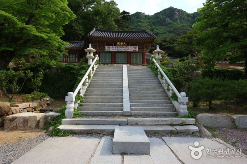 Eunhasa Temple  (5/7)