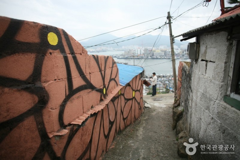 Dongpirang Village  (9/17)