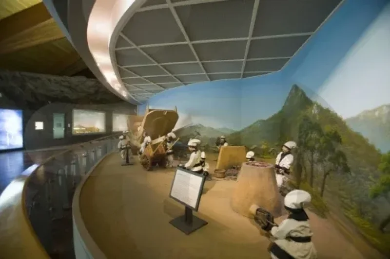 Daeseong-dong Tombs Museum  (4/4)