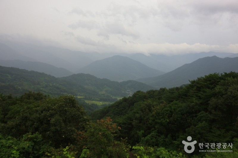 Cheonwangbong Peak of Jirisan National Park  (1/1)