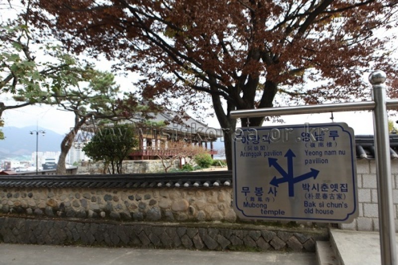 Yeongnamnu Pavilion  (1/12)