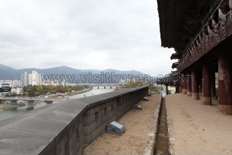 Yeongnamnu Pavilion  (5/12)
