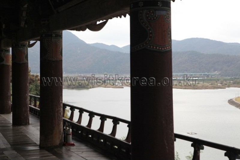 Yeongnamnu Pavilion  (9/12)
