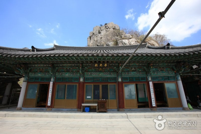 Boriam Temple in Geumsan Mountain  (7/32)