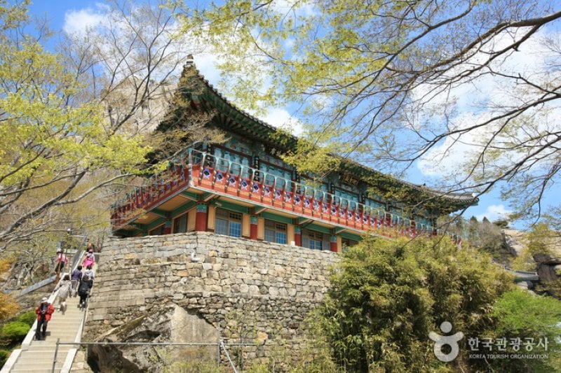 Boriam Temple in Geumsan Mountain  (13/32)