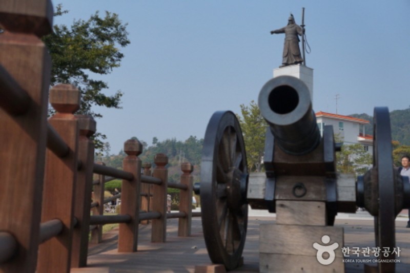 Yi Sun-Sin Park  (2/8)