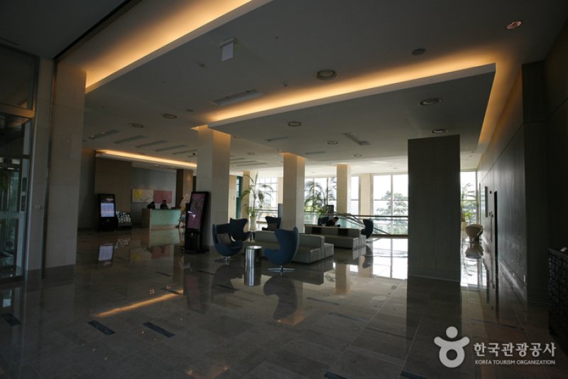 Samsung Hotel Geoje  (2/5)