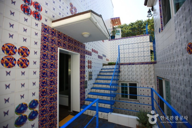 The Jeon Hyuck Lim Mueseum of Art  (8/9)