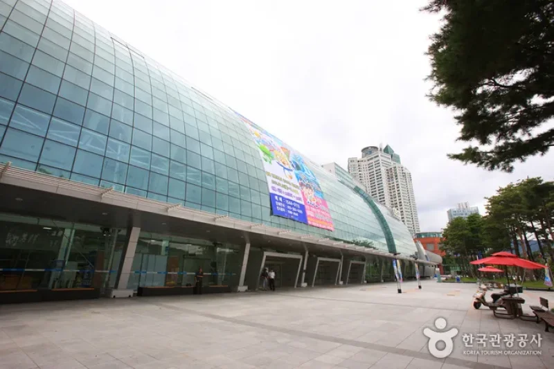 Changwon Exhibition Convention Center  (8/13)