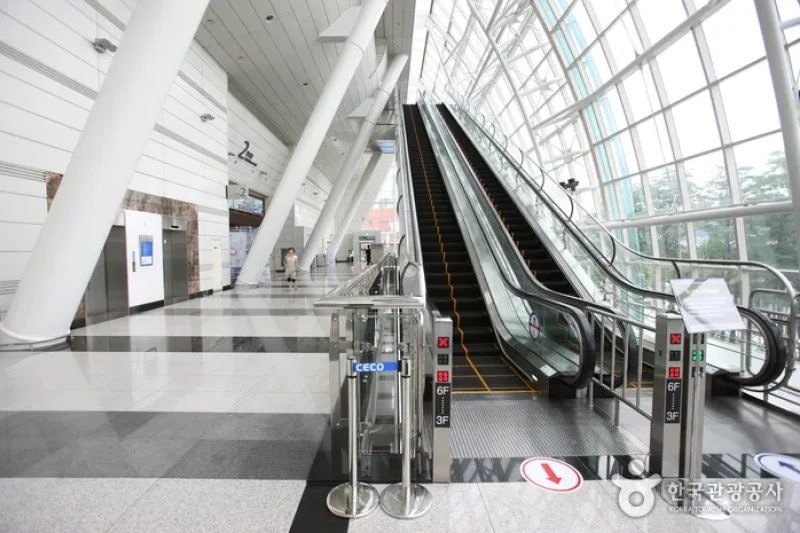 Changwon Exhibition Convention Center  (12/13)