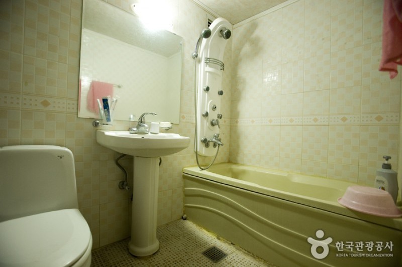 Samsung Spa Hotel - Goodstay  (6/11)