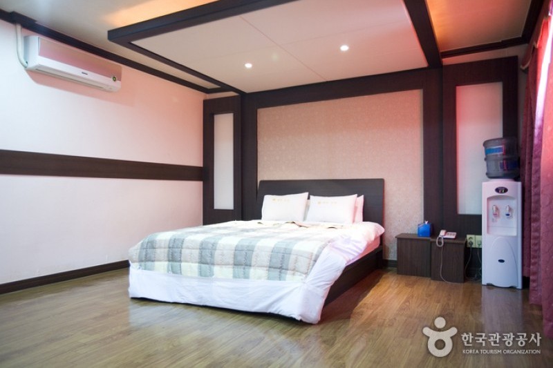 Samsung Spa Hotel - Goodstay  (10/11)