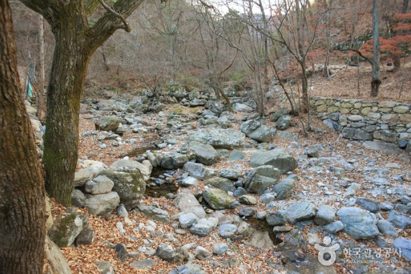 Naewonsa Valley (내원사계곡) (2/13)