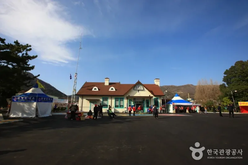 Jinhae Station  (3/3)