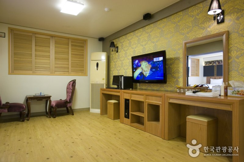 Bungmyeon Hwangtobang Hot Springs - Goodstay  (9/18)