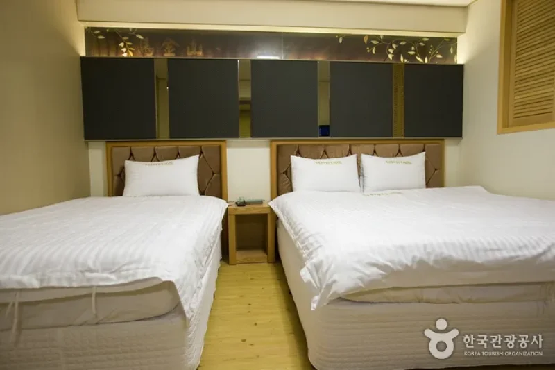 Bungmyeon Hwangtobang Hot Springs - Goodstay  (10/18)