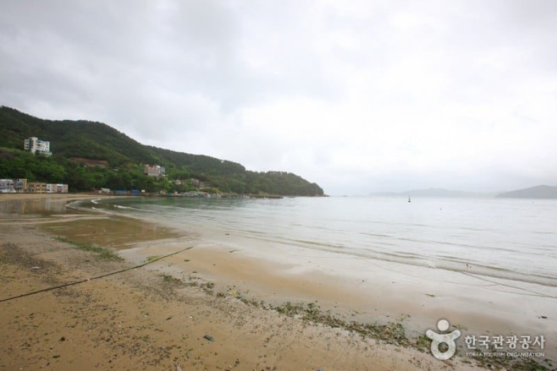 Deokpo Beach 