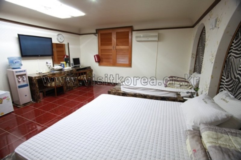 Gold Motel - Goodstay  (14/20)