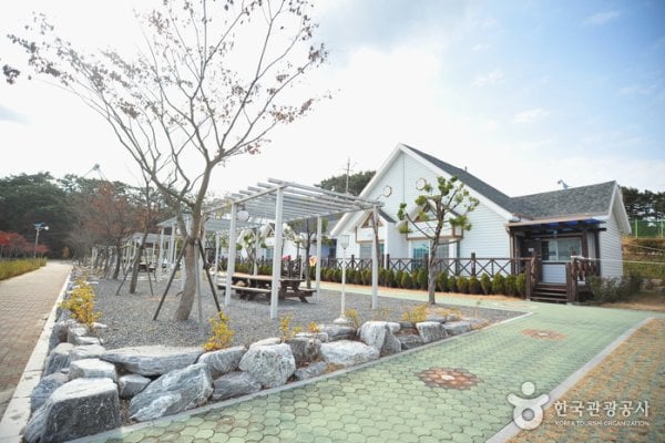 Danghangpo pension