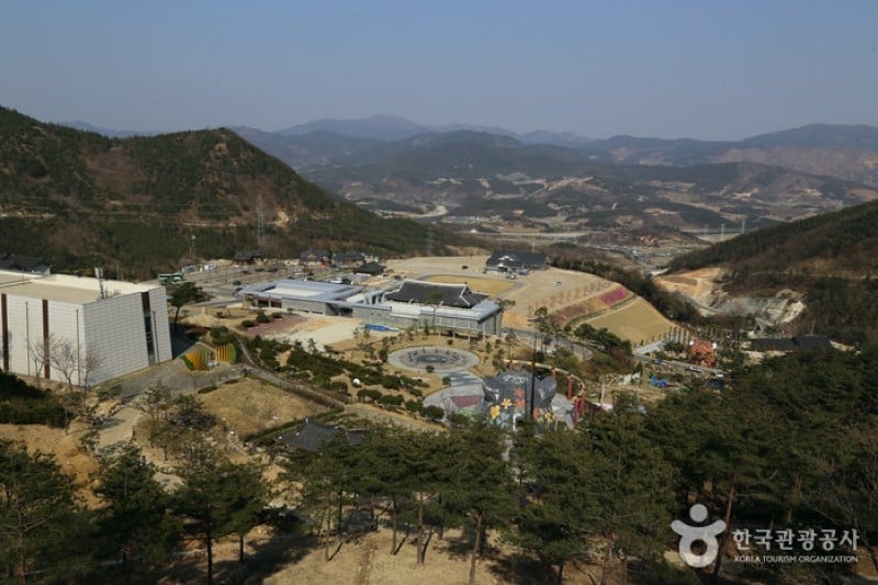 Sancheong Oriental Medicine Theme Park  (13/13)