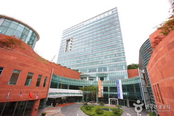 Hotel Pullman Ambassador Changwon City 7