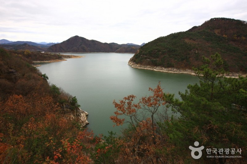 Chungjuho Lake  (7/10)