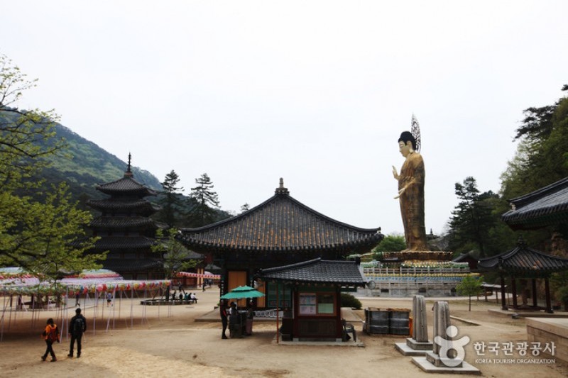 Beopjusa Temple  (18/30)