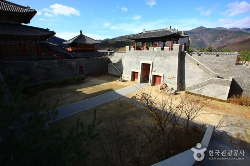 Danyang Ondal Open Film Set  (9/15)