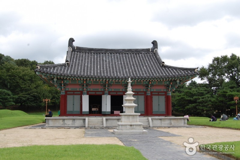 Cheongju Early Printing Museum  (13/27)