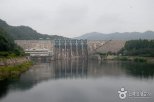 Daecheong Dam 