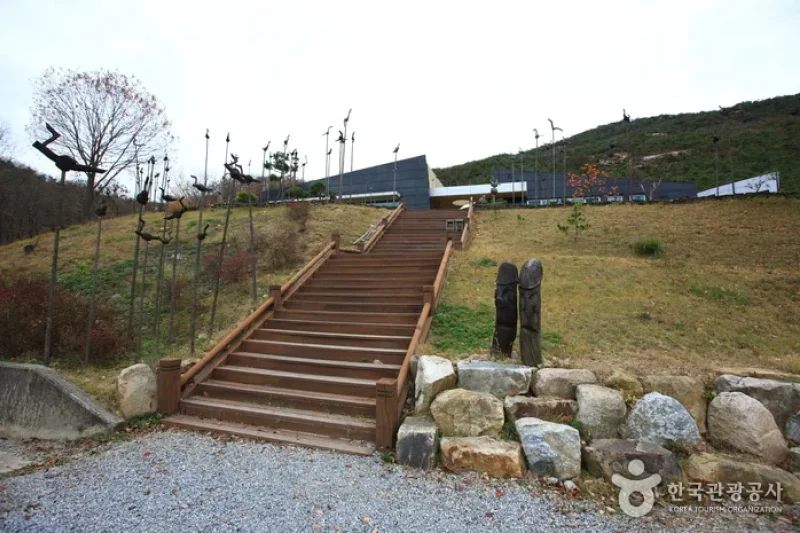 Neungkang Sotdae Art Museum  (7/11)