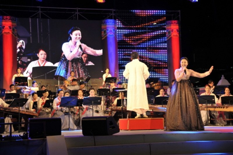 Yeongdong Nan-Gye Korean Traditional Music Festival  (4/8)