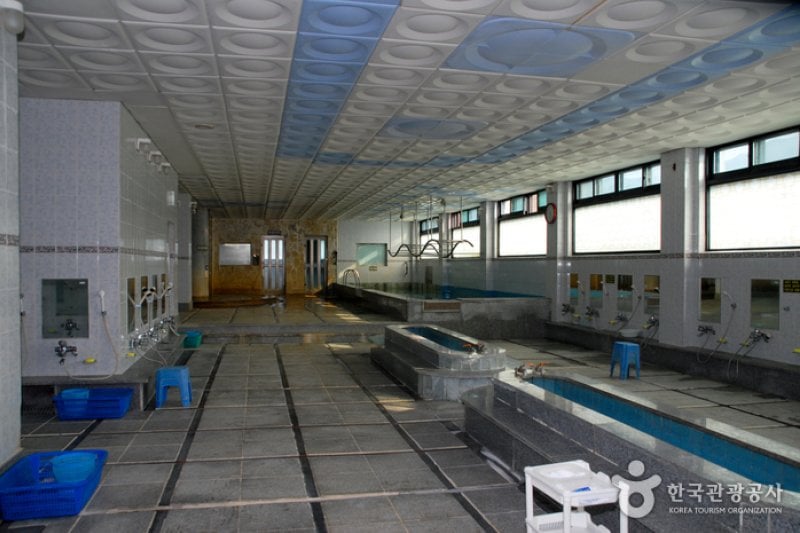 Angseong Carbonate Hot Springs  (4/6)
