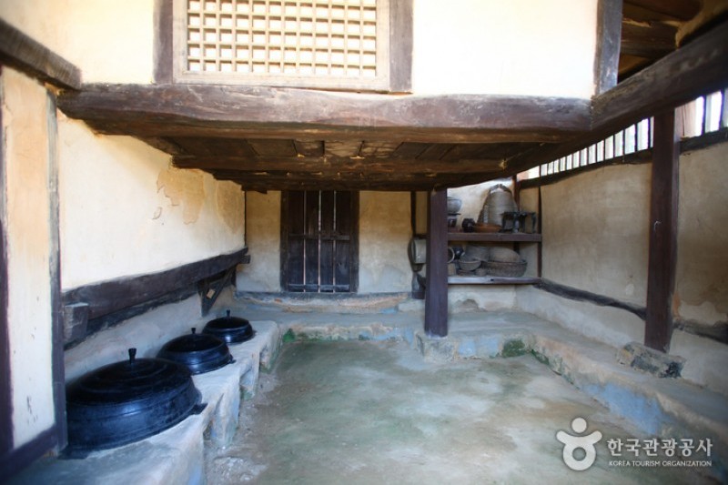 Munui Cultural Properties Site  (7/15)