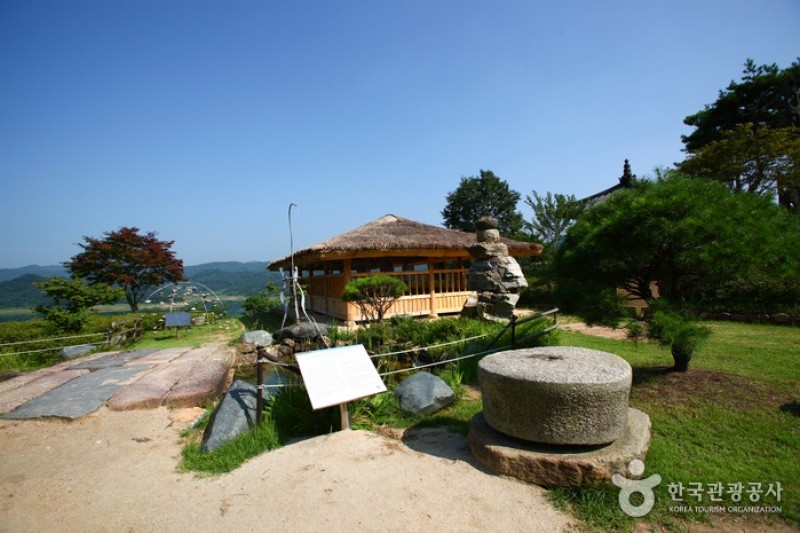Munui Cultural Properties Site  (14/15)