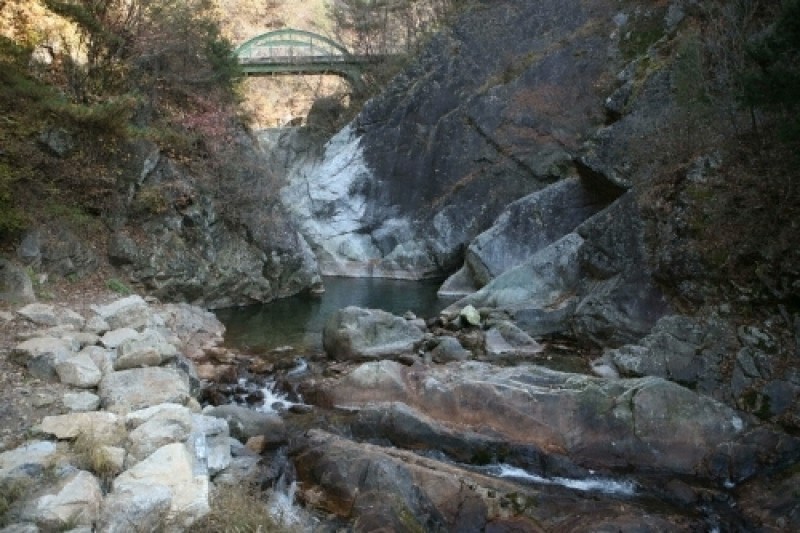 Darian Valley  (5/5)