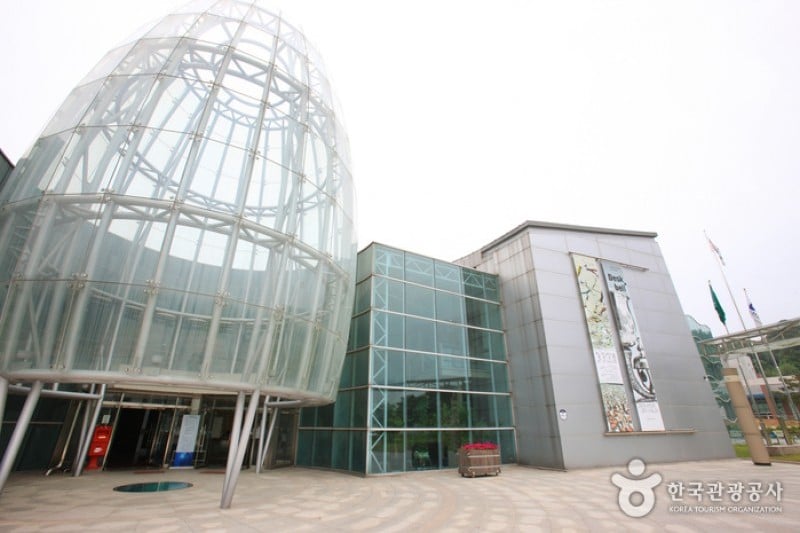 Jincheon Bell Museum  (1/30)