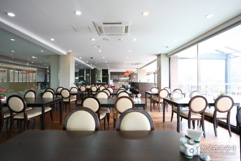 Suanbopark Hotel  (7/23)